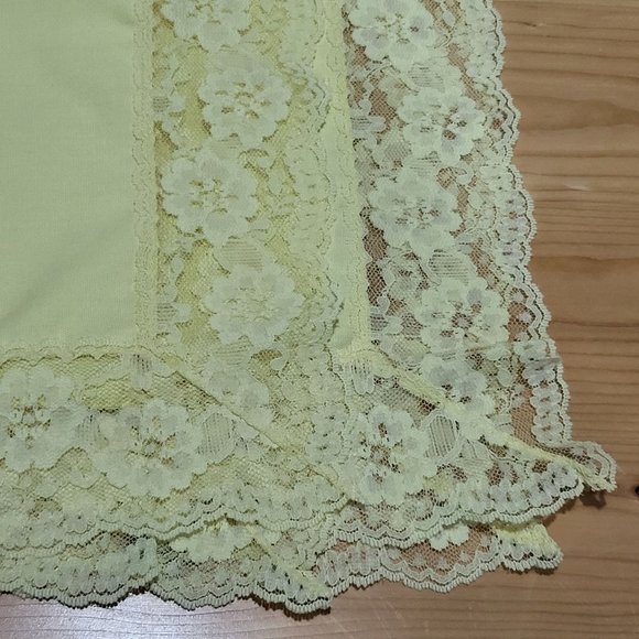 VTG Yellow Cotton Table Napkins Lace Trim Set of 8 - Picture 10 of 13
